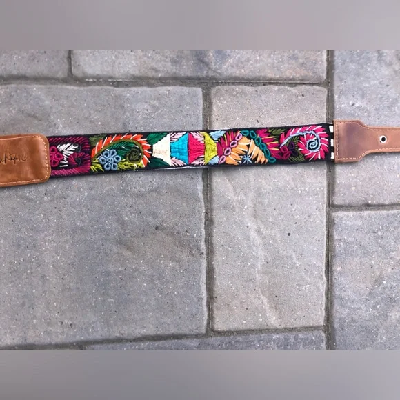 Gorgeous Crossbody Strap - Picture 12 of 14